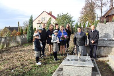 Click to view full size image