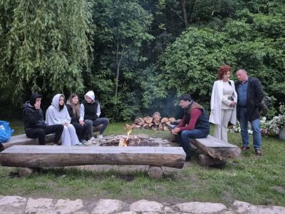 Click to view full size image